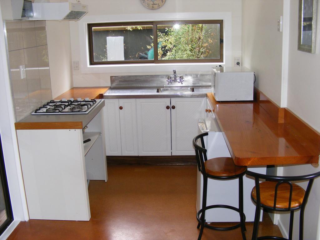 Posto Bello North Loburn Room photo